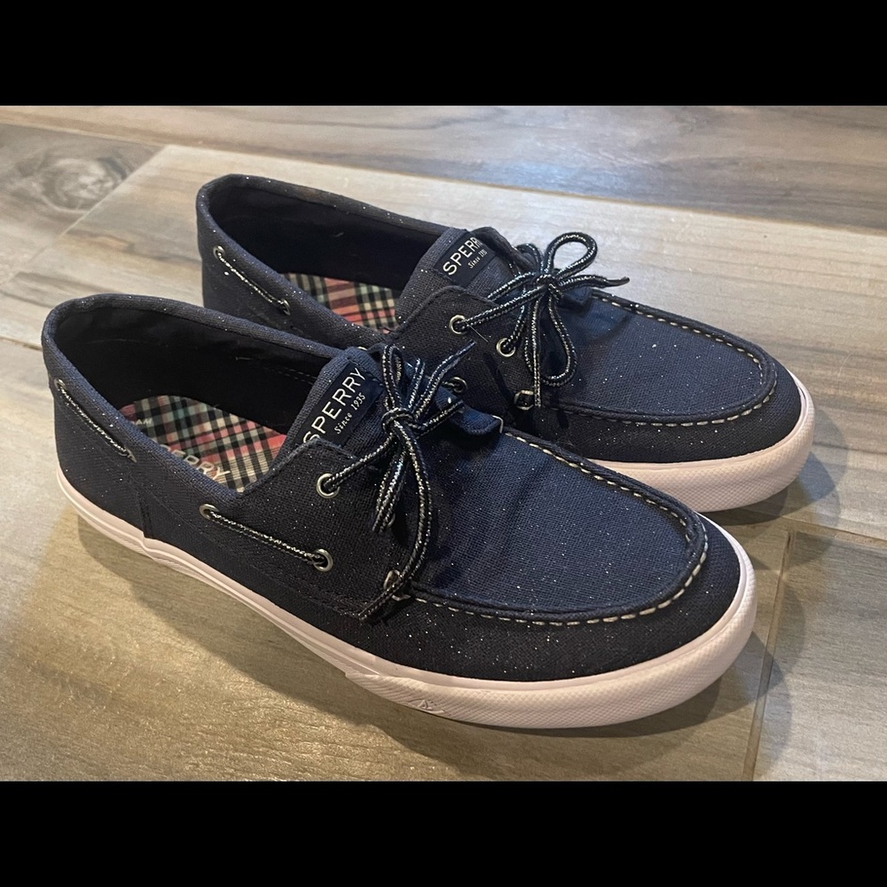 Sperry Top Slider Shoes girls size 6/fit woman’s size 9